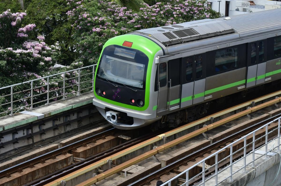 Union Cabinet gives approval to three new Metro projects.
