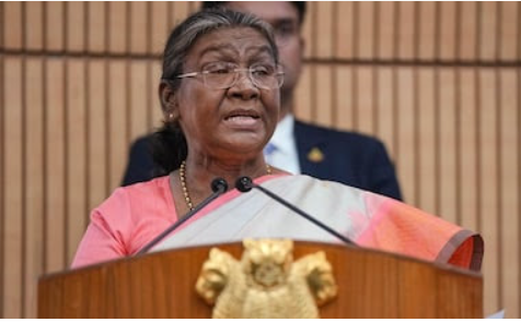 President of India Confers National Geoscience Award 2023 on 21 Geoscientists.
