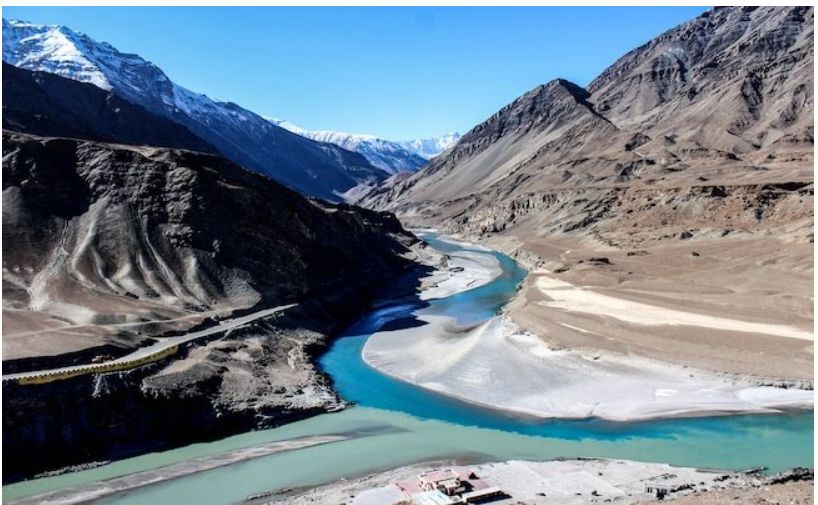 Ministry of Home Affairs Announces Creation of Five New Districts in Ladakh Zanskar, Drass, Sham, Nubra, and Changthang.
