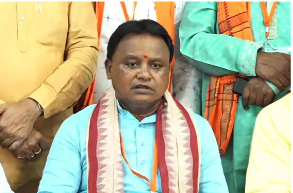 Odisha CM Mohan Charan Majhi Launches CM-KISAN Scheme.
