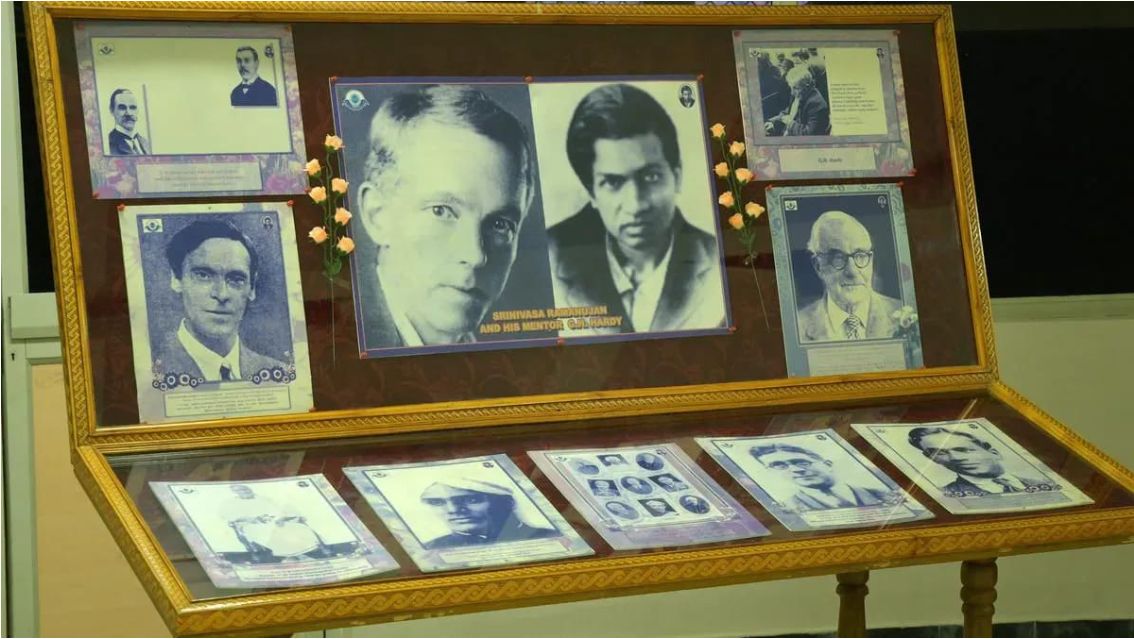 Alexander Dunn Awarded the 2024 SASTRA Ramanujan Prize.
