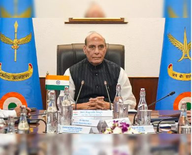Union Defence Minister Rajnath Singh gave a warm send-off to the 7,000 km "Vayu Veer Vijaeta" car rally to commemorate the 92nd anniversary of the Indian Air Force (IAF).
