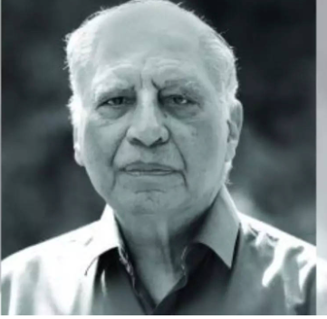 Renowned Indian English poet and former IPS officer Keki N. Daruwalla has passed away.
