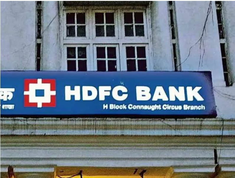 HDFC Opens Its First Branch in Singapore to Broaden Financial Services Expansion.
