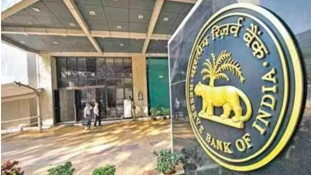RBI introduces 6 amendments to KYC guidelines.

