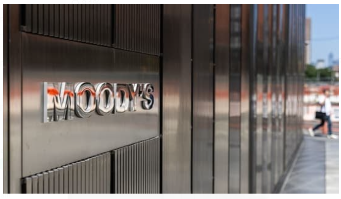 Moody's projects India's GDP at 7.2% in 2024, states Indian economy is in a sweet spot.
