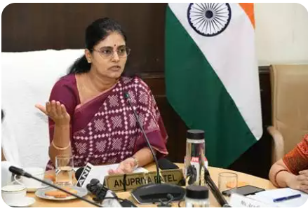 Union MoS Anupriya Patel Presents India’s MedTech Vision at the 21st CII Annual Health Summit in New Delhi.