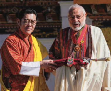 Indian educationist Arun Kapur has been honored with a Royal Award by Bhutan.