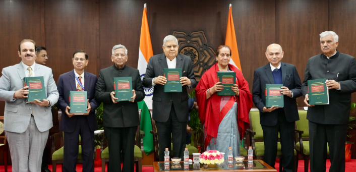 Vice President Jagdeep Dhankhar Launches Book "I Am?".
