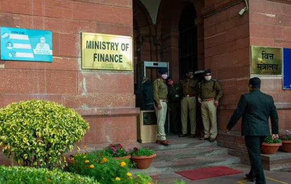 MoF Launches BAANKNET and e-Bkray to Boost PSU Bank E-Auctions for Asset Sales.