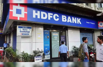 HDFC Bank Becomes Third Indian Firm to Cross Rs 15 Lakh Crore Market Capitalisation Mark.