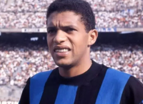 Former Brazilian Football Legend Jair da Costa Passes Away.