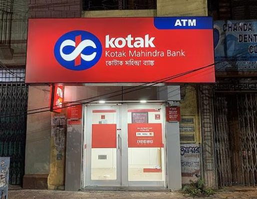 Kotak Mahindra Bank Introduces Solitaire Credit Card Tailored for HNIs.
