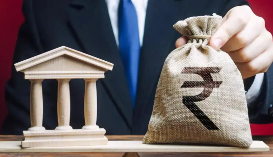 Public Sector Banks Record ₹1.78 Trillion Profit in FY25 with 26% Annual Growth.