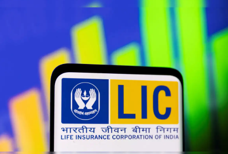 LIC Signs MoU with Rural Development Ministry to Promote Bima Sakhi Yojana.