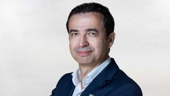 Stephane Deblaise to Lead Renault Group India as CEO from September 2025.