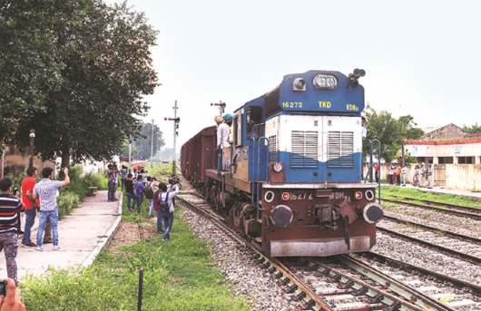Indian Railways Commissions Kavach 4.0 on Mathura–Kota Section of Delhi–Mumbai Corridor.